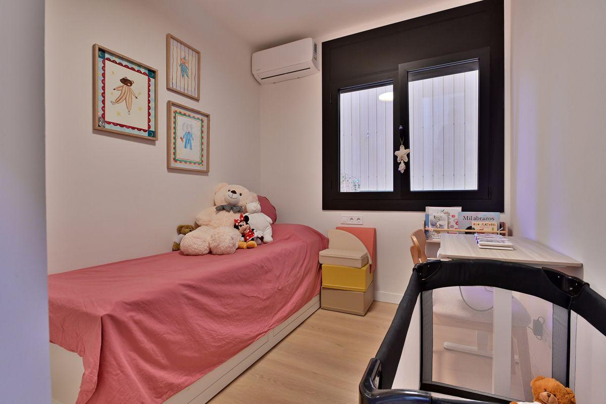 Piso en Venta - Carrer de Nàpols - 26