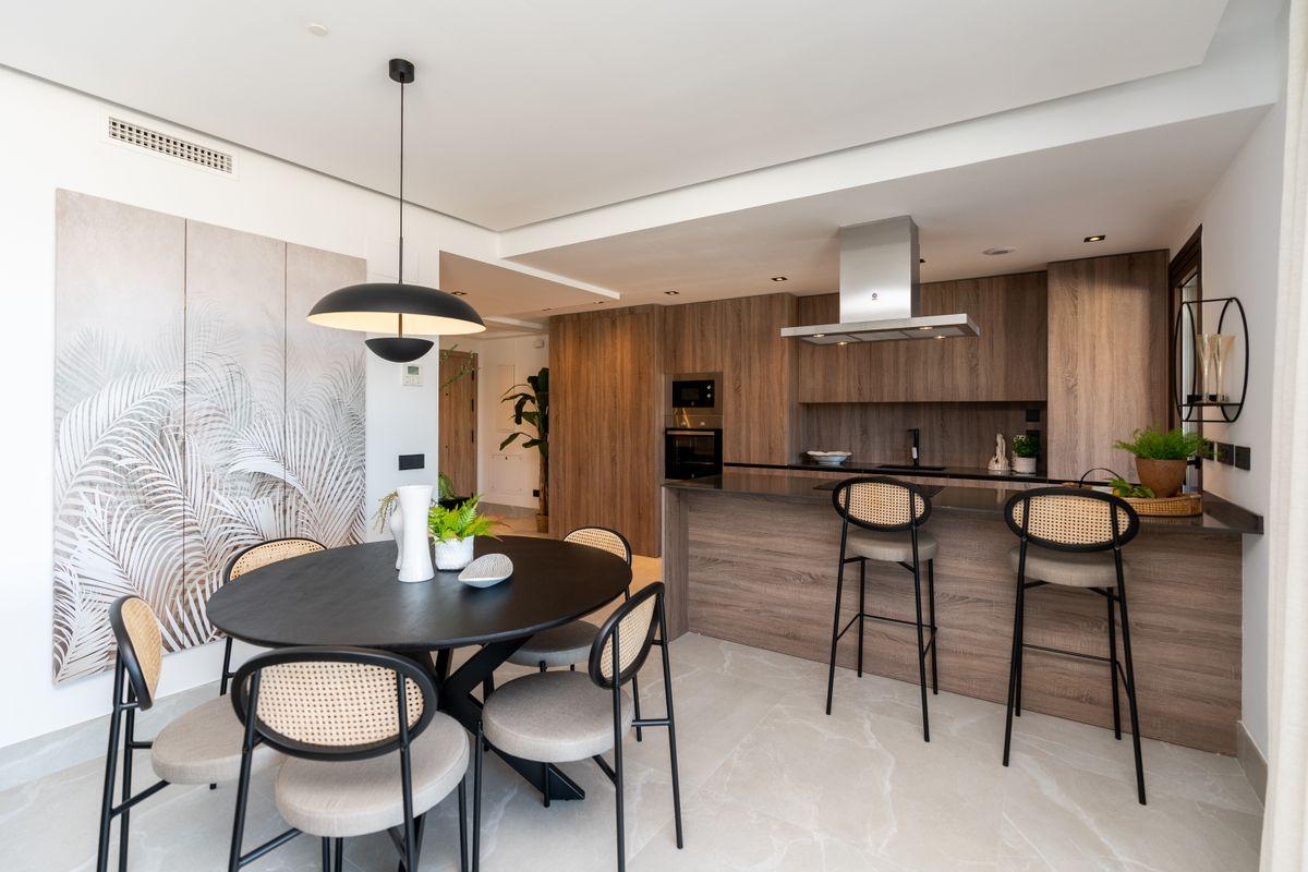 Piso en Venta en Calle Camino Casa del Cura - 12