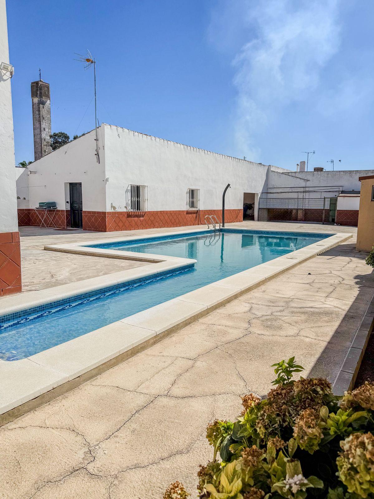 Casa en Venta - Las Cabezas de San Juan - 3