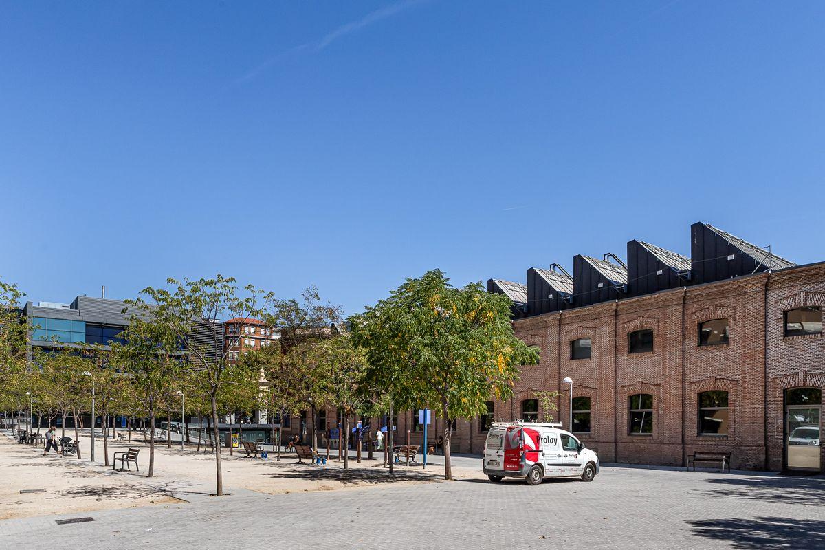 Piso en Alquiler - Calle de Juan de Urbieta - 20