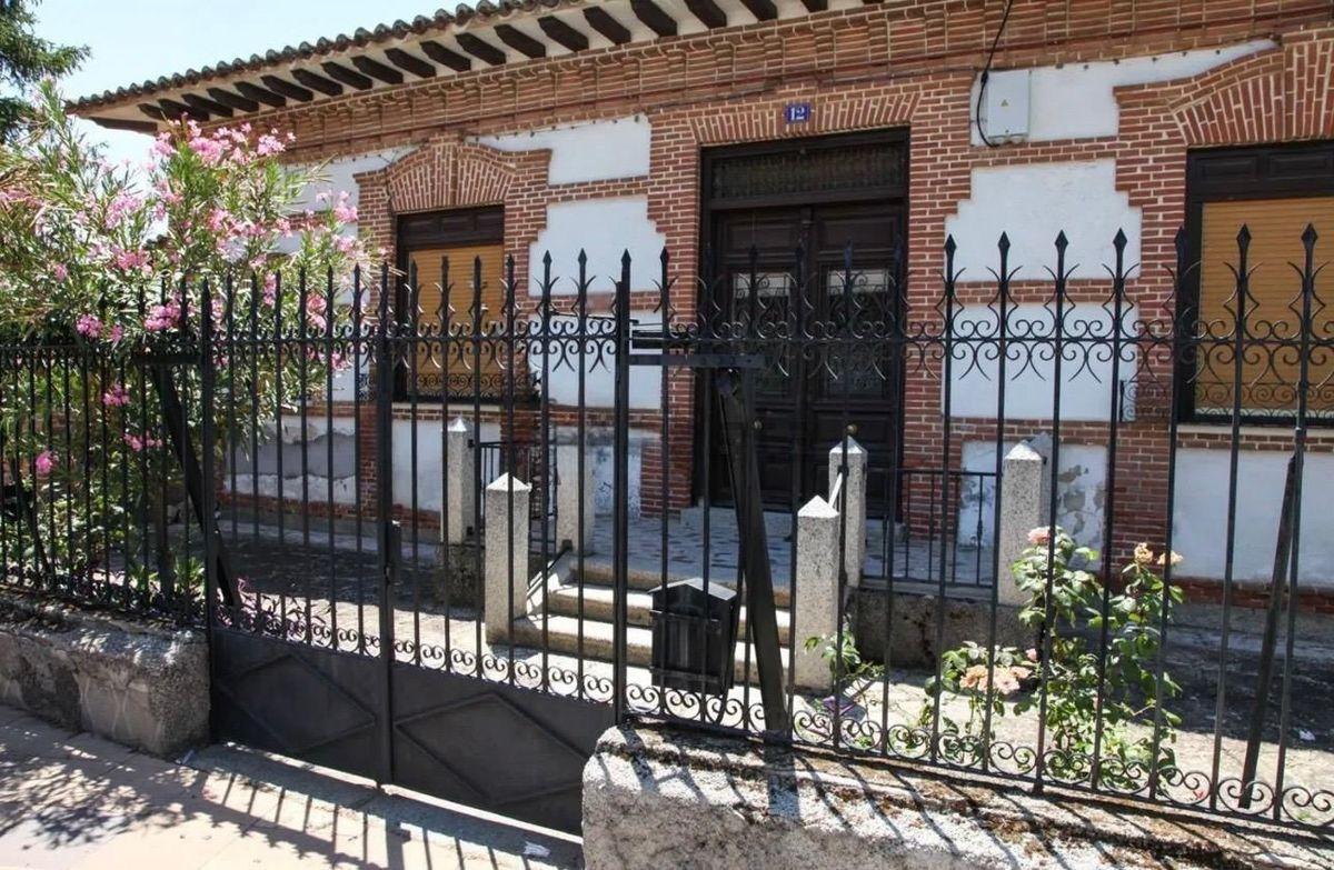 Villa en Venta en Plaza General Vives - 17