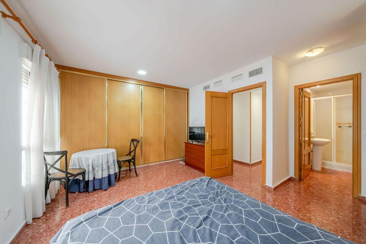 Piso en Venta en Calle Boyero - 18