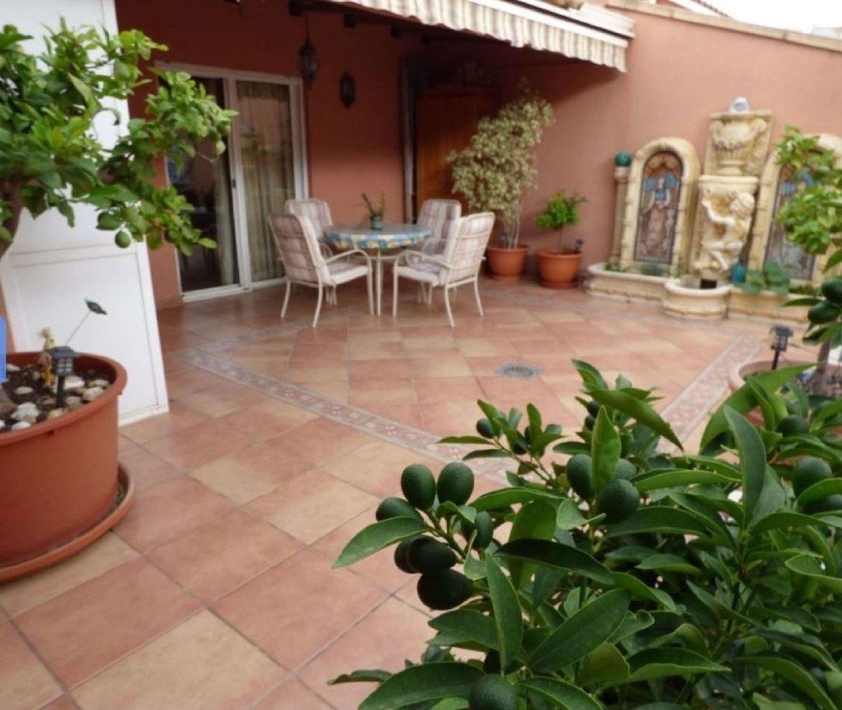 Casa en Venta en Calle Don Alarico Lopez Teruel - 27