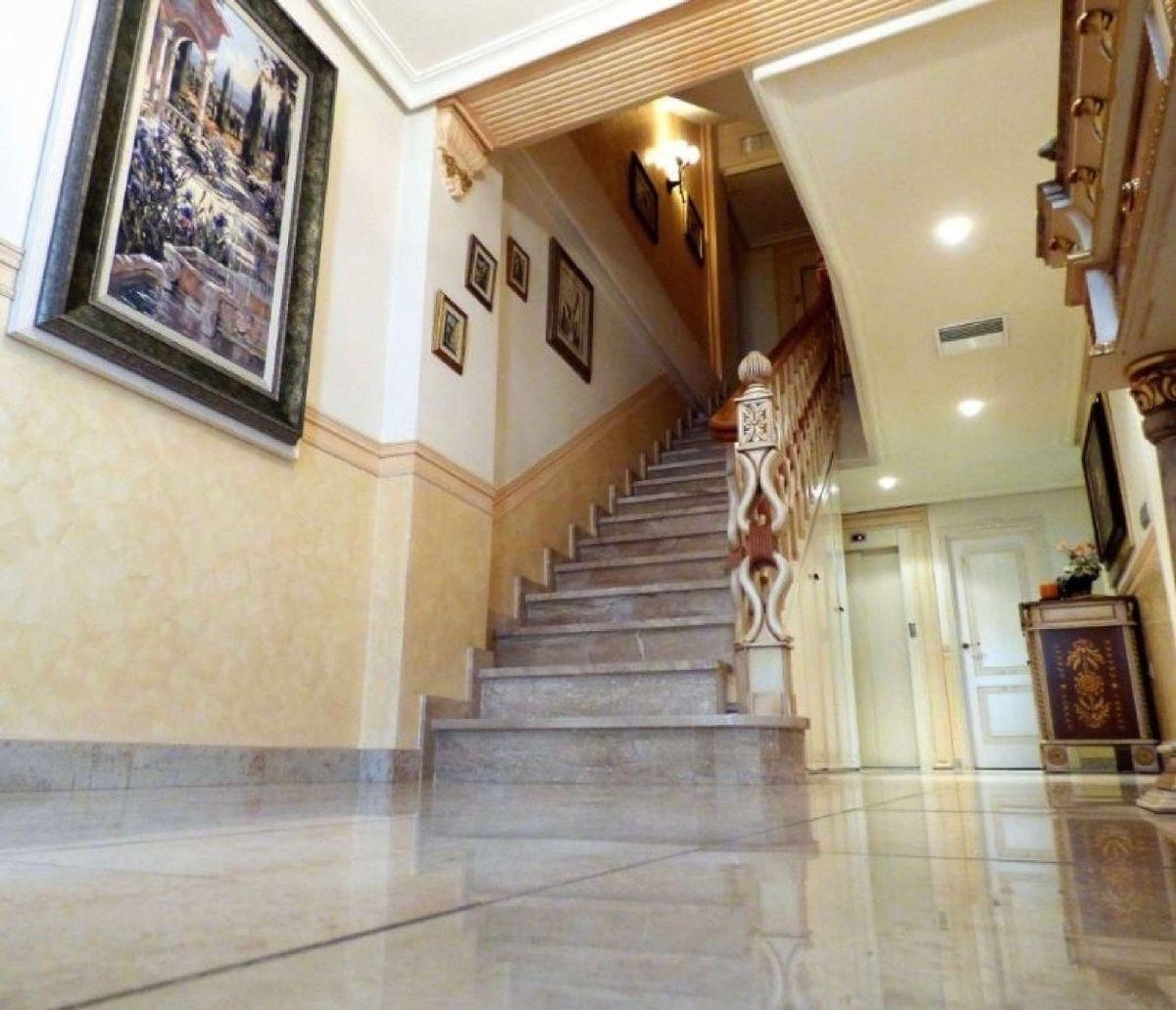 Casa en Venta en Calle Don Alarico Lopez Teruel - 1