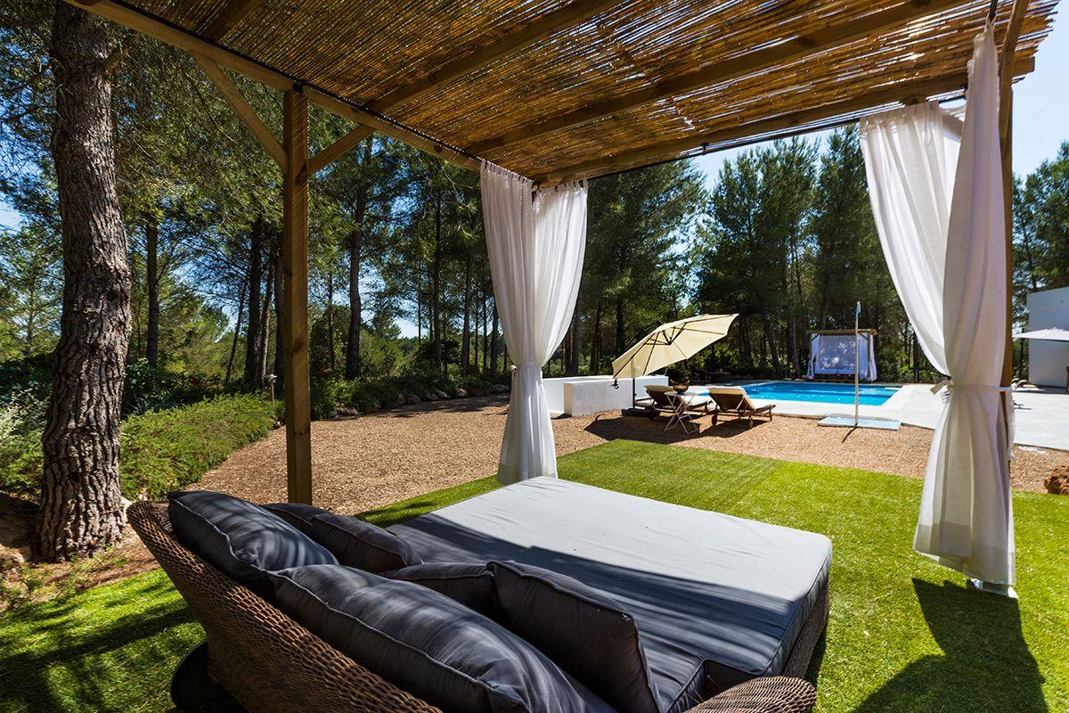 Villa en Alquiler en Poligono 25 - 36