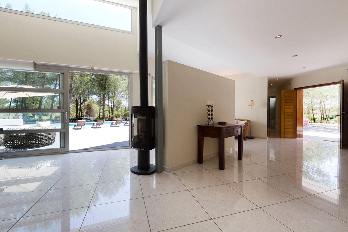 Villa en Alquiler en Poligono 25 - 17