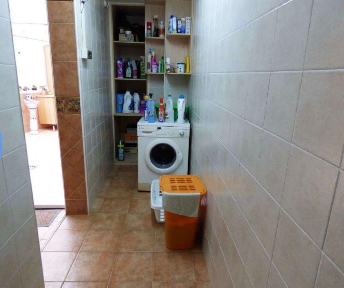 Casa en Venta en Calle Don Alarico Lopez Teruel - 33