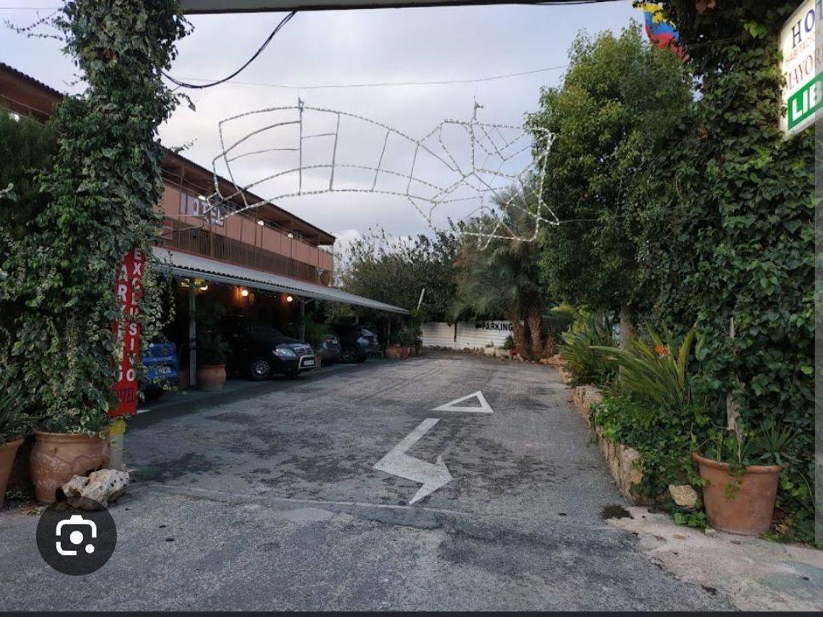 Edificio Comercial en Venta en Carretera Novelda - 1