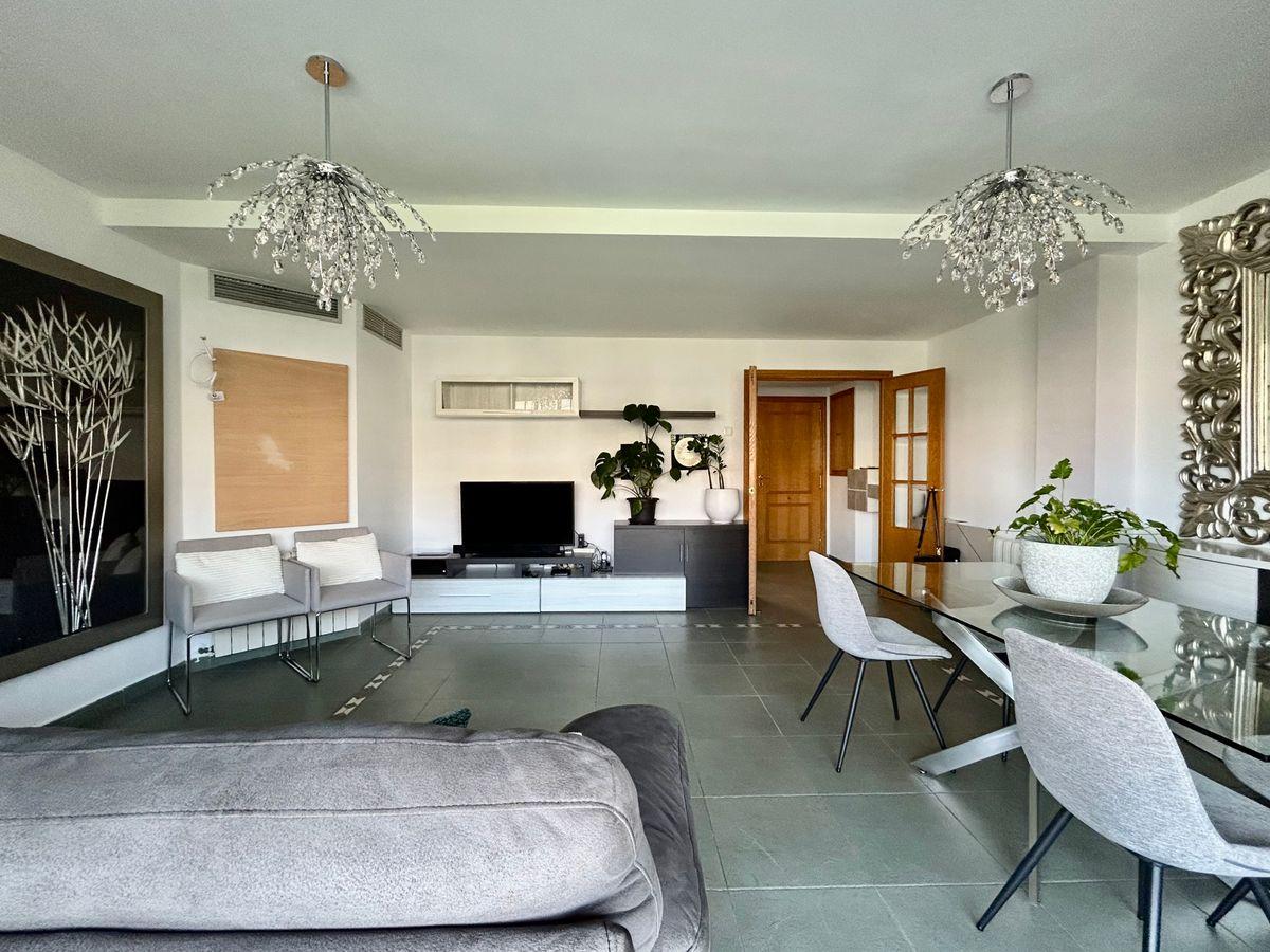 Piso en Venta en Carrer Colbit - 1