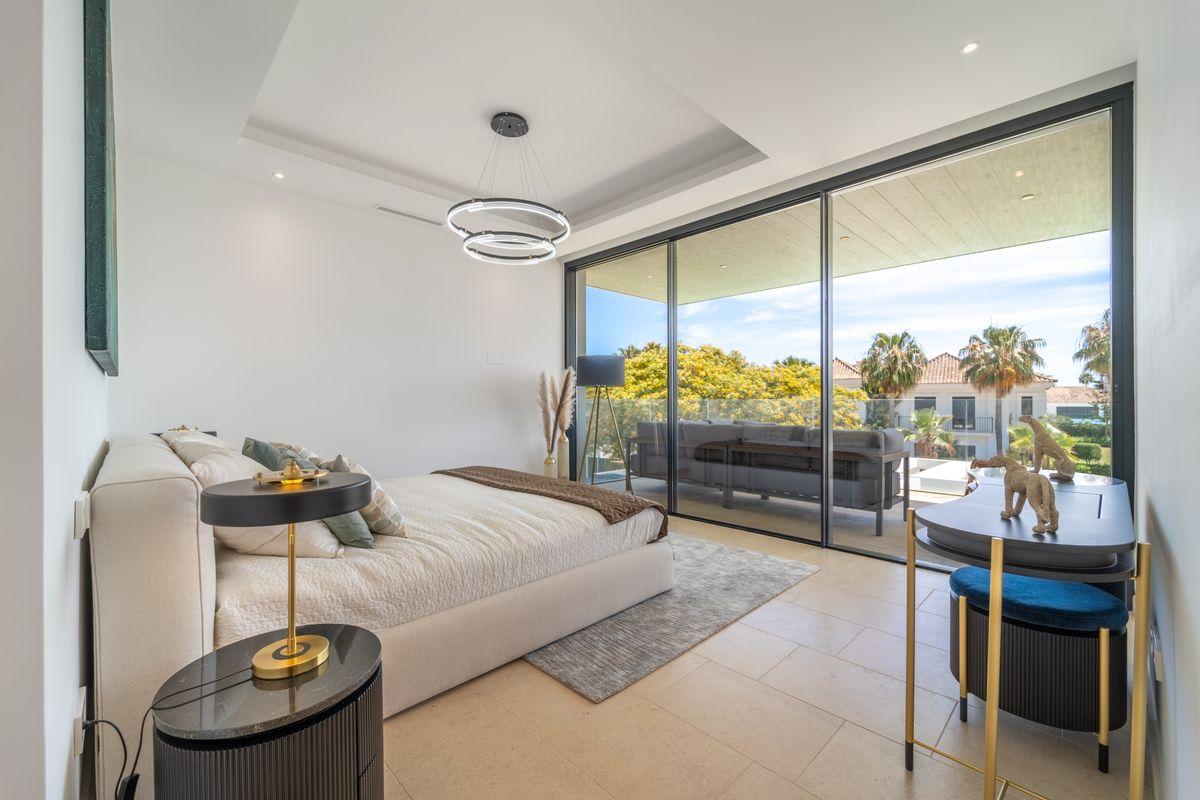 Villa en Venta en Calle Murcia - 13