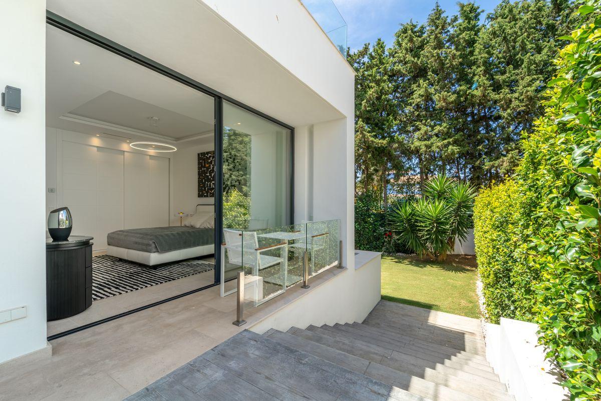 Villa en Venta en Calle Murcia - 17