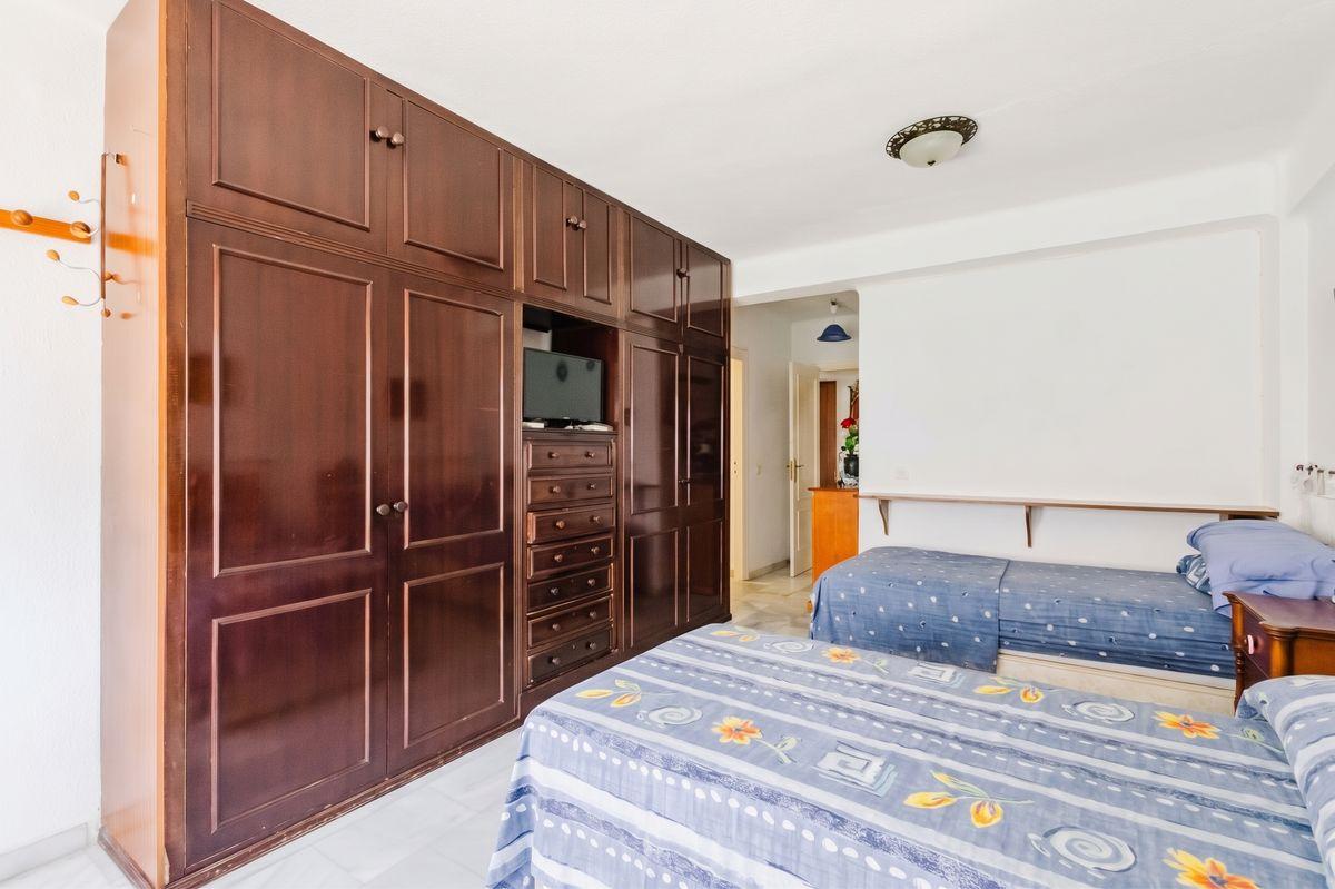 Casa en Venta en Calle Venezuela - 18