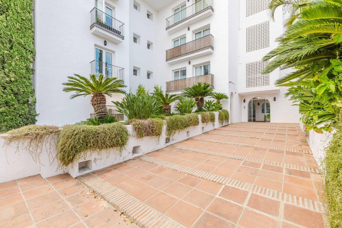 Piso en Venta en Calle Carnicero - 44