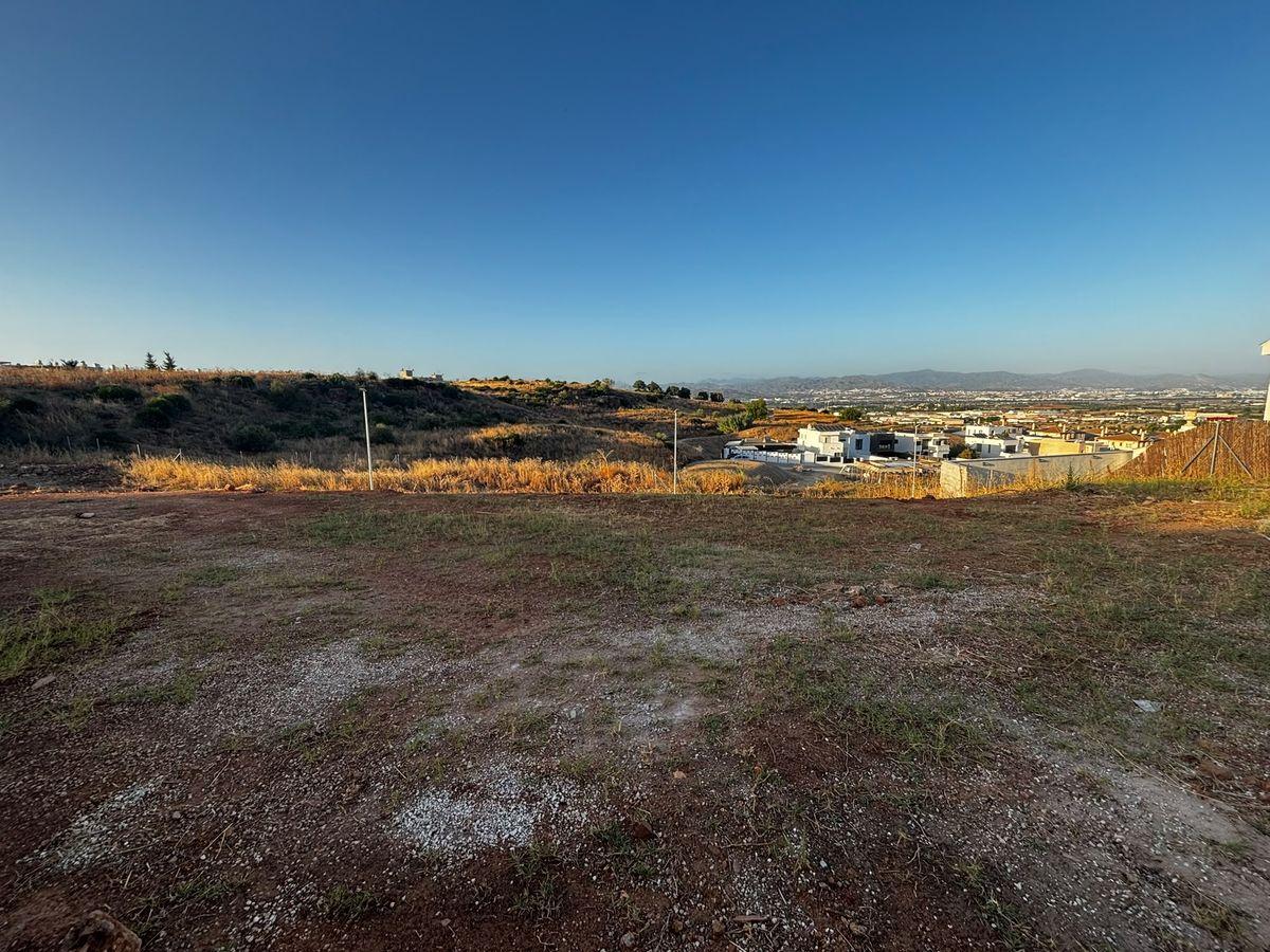 Solar en Venta en Calle Almanzor - 11