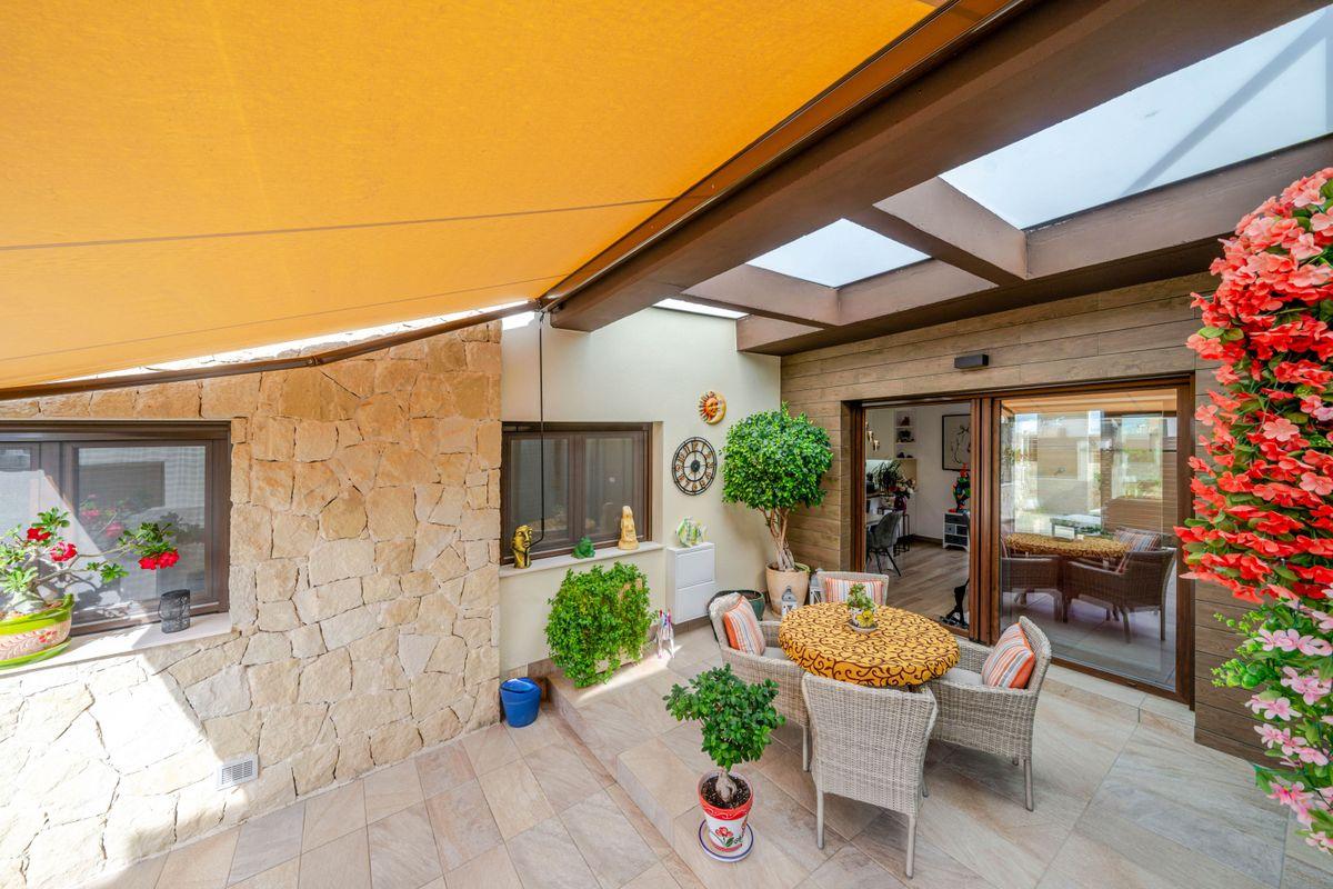 Casa en Venta en Calle La Herrada - 26