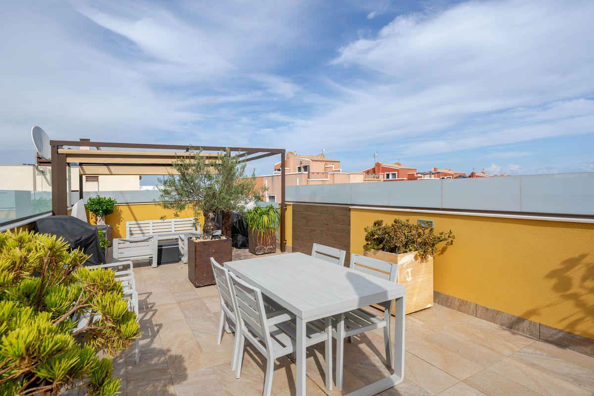 Casa en Venta en Calle La Herrada - 27