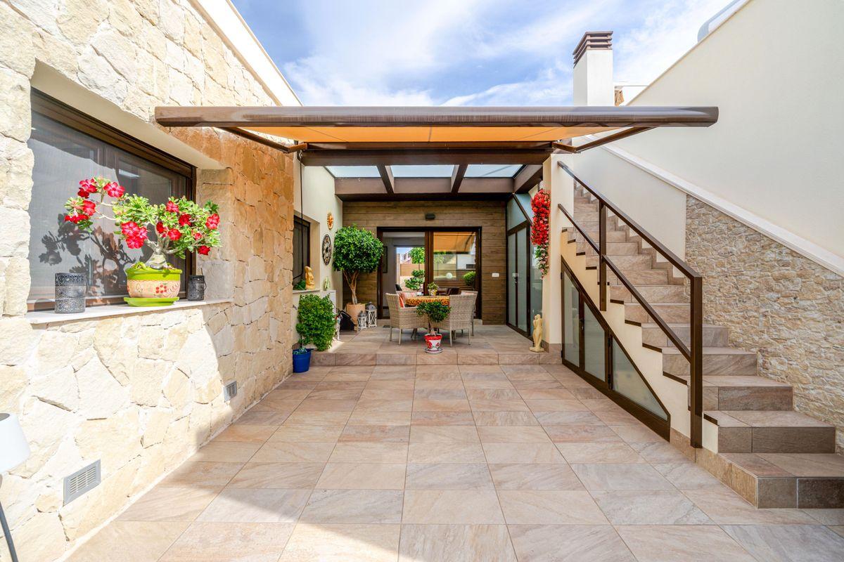 Casa en Venta en Calle La Herrada - 33