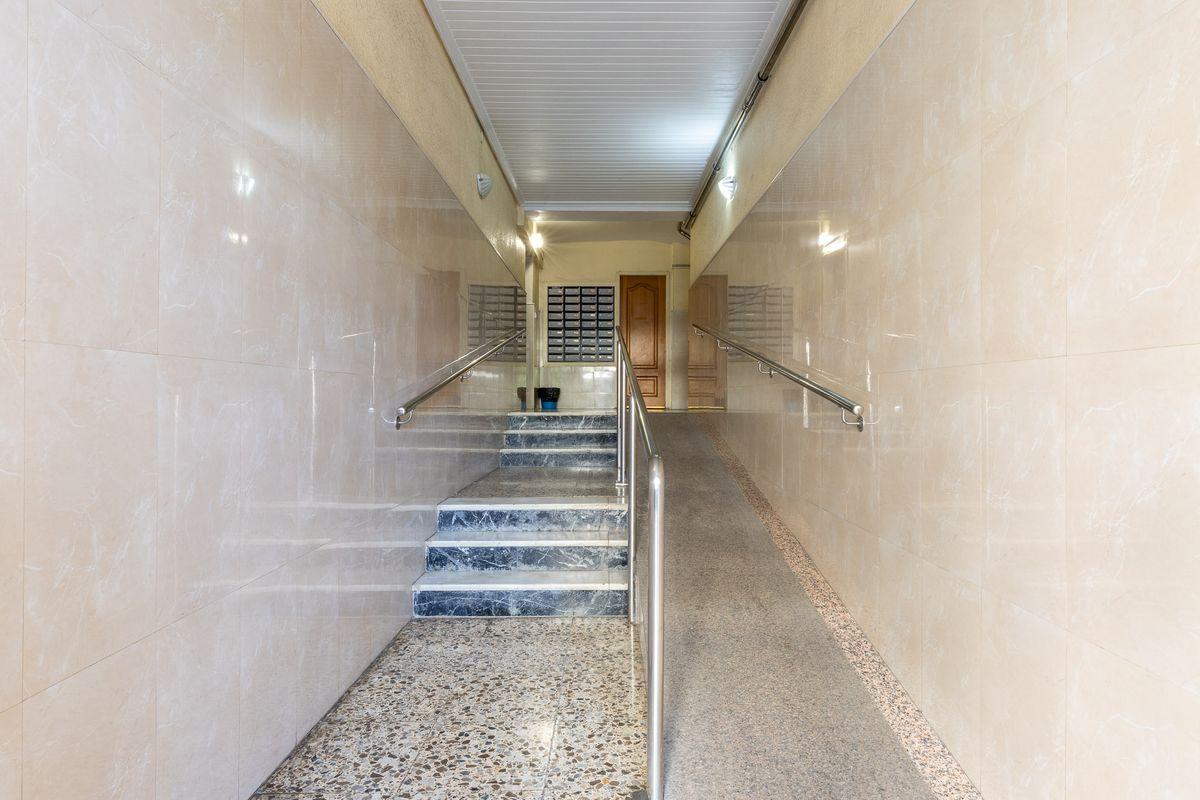 Piso en Venta en Avinguda del Doctor Waksman - 27