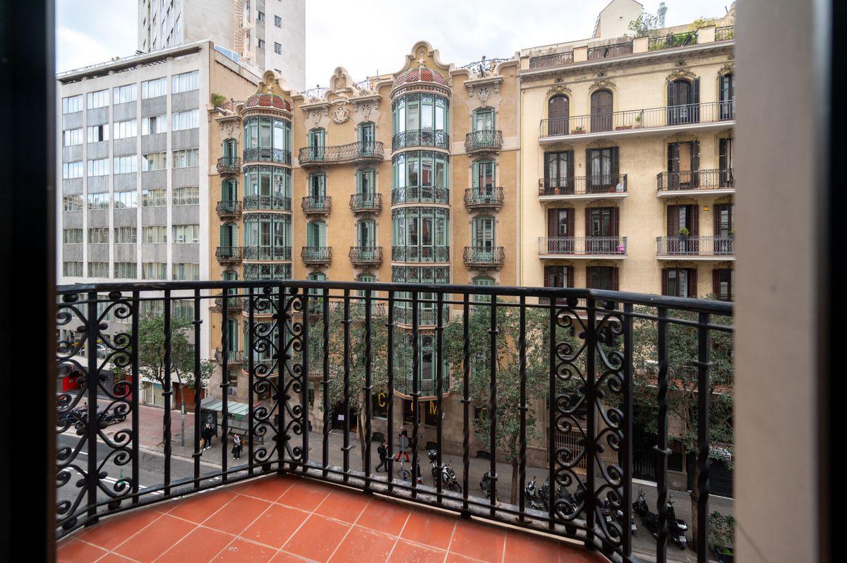 Piso en Alquiler - Carrer de Muntaner - 33