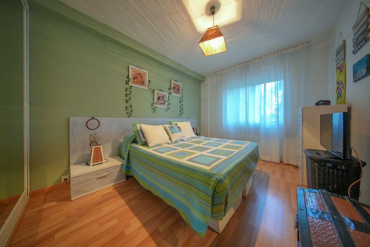 Piso en Venta en Calle Nazaret - 23
