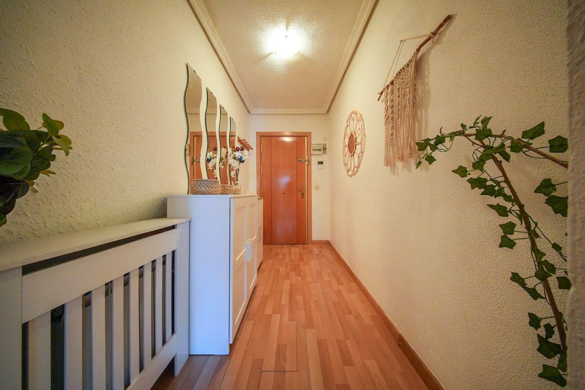 Piso en Venta en Calle Nazaret - 16