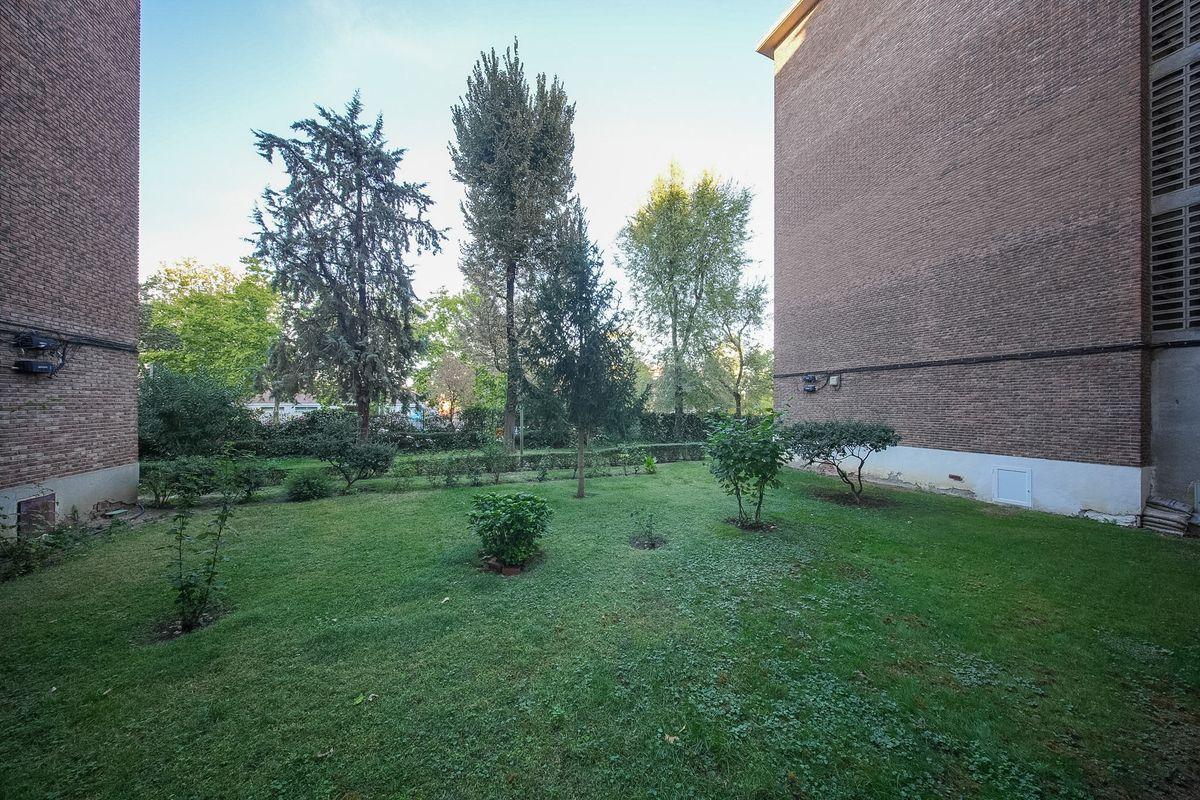 Piso en Venta en Calle Nazaret - 36