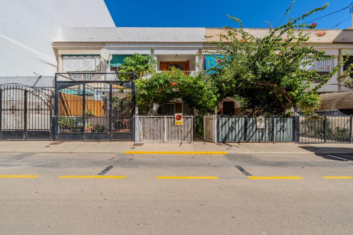 Townhouse en Venta - 1