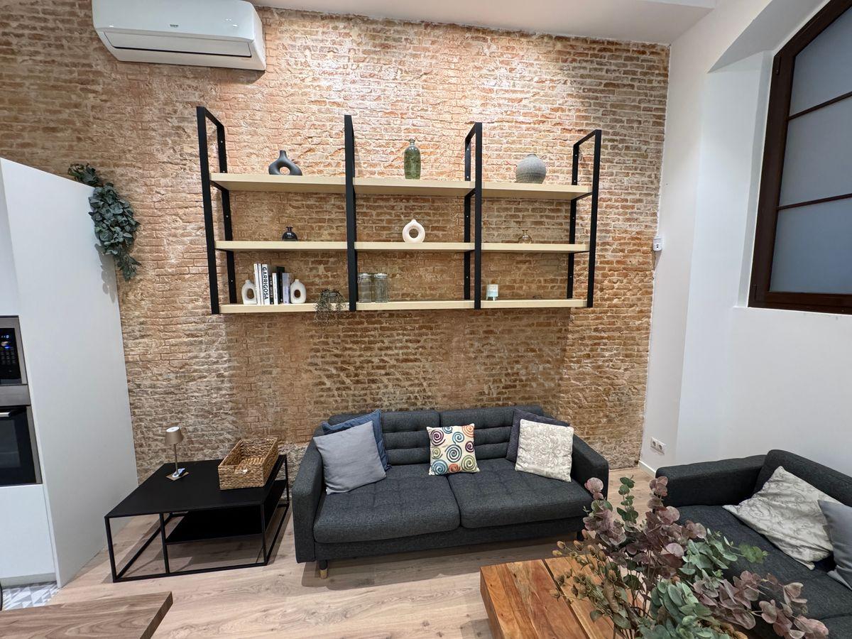 Piso en Venta en Carrer d'en Serra - 5
