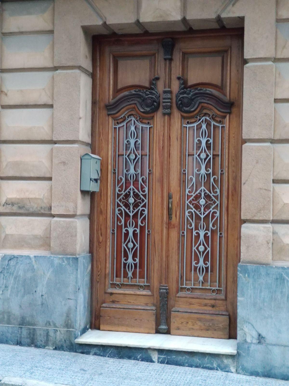 Edificio Residencial en Venta en Carrer del Mestre Serrano - 14