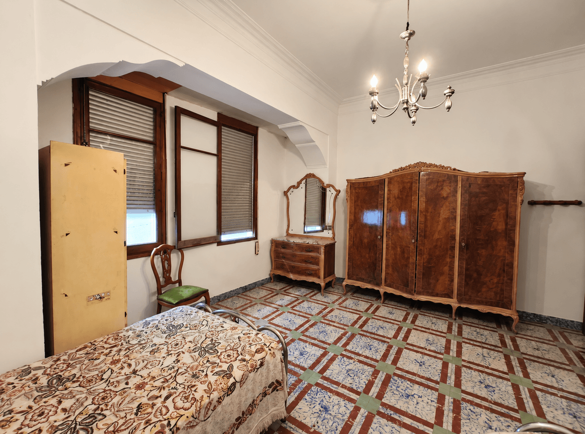 Edificio Residencial en Venta en Carrer del Mestre Serrano - 9