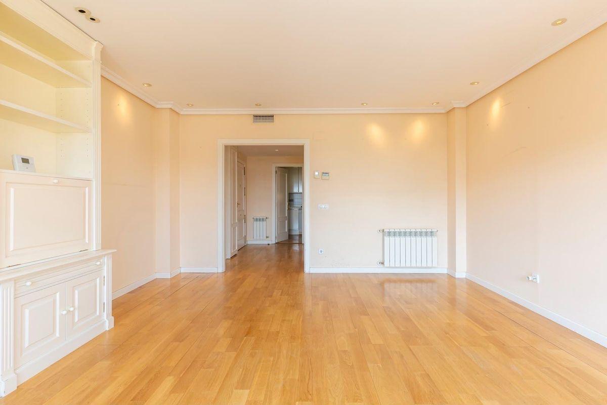 Piso en Venta en Calle de José Donoso - 2