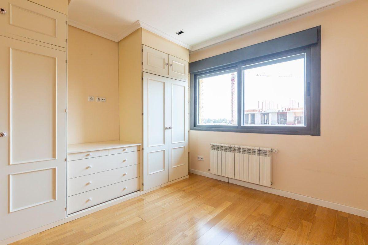 Piso en Venta en Calle de José Donoso - 14