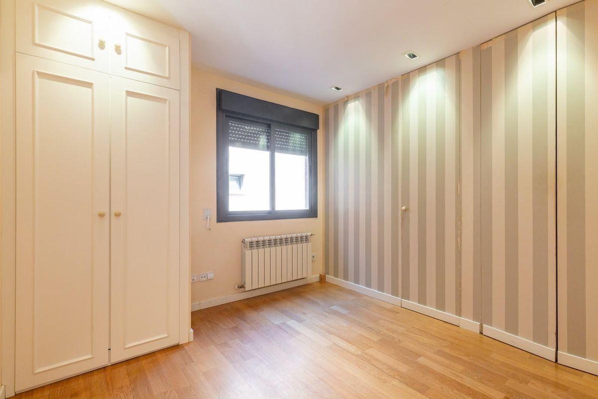 Piso en Venta en Calle de José Donoso - 21