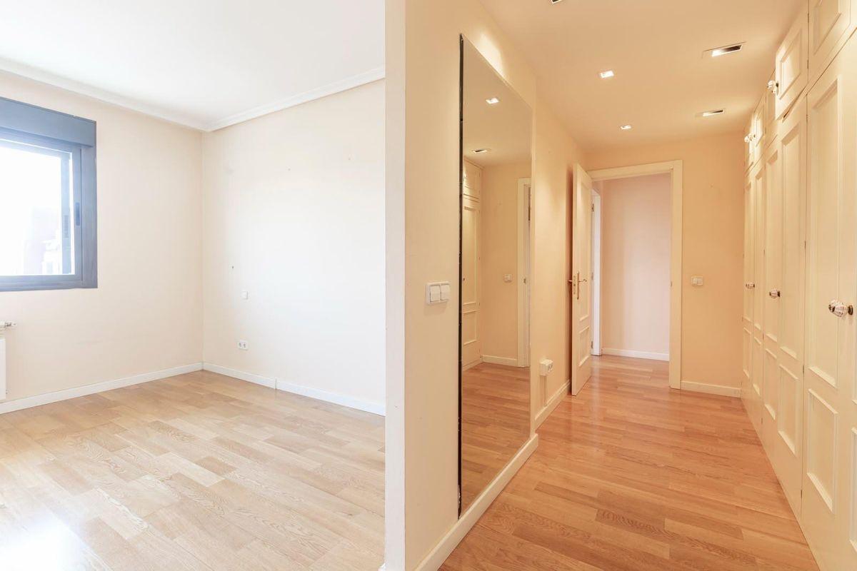 Piso en Venta en Calle de José Donoso - 18