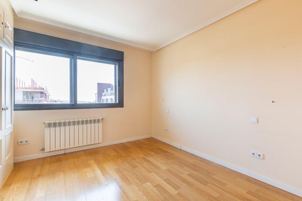 Piso en Venta en Calle de José Donoso - 19