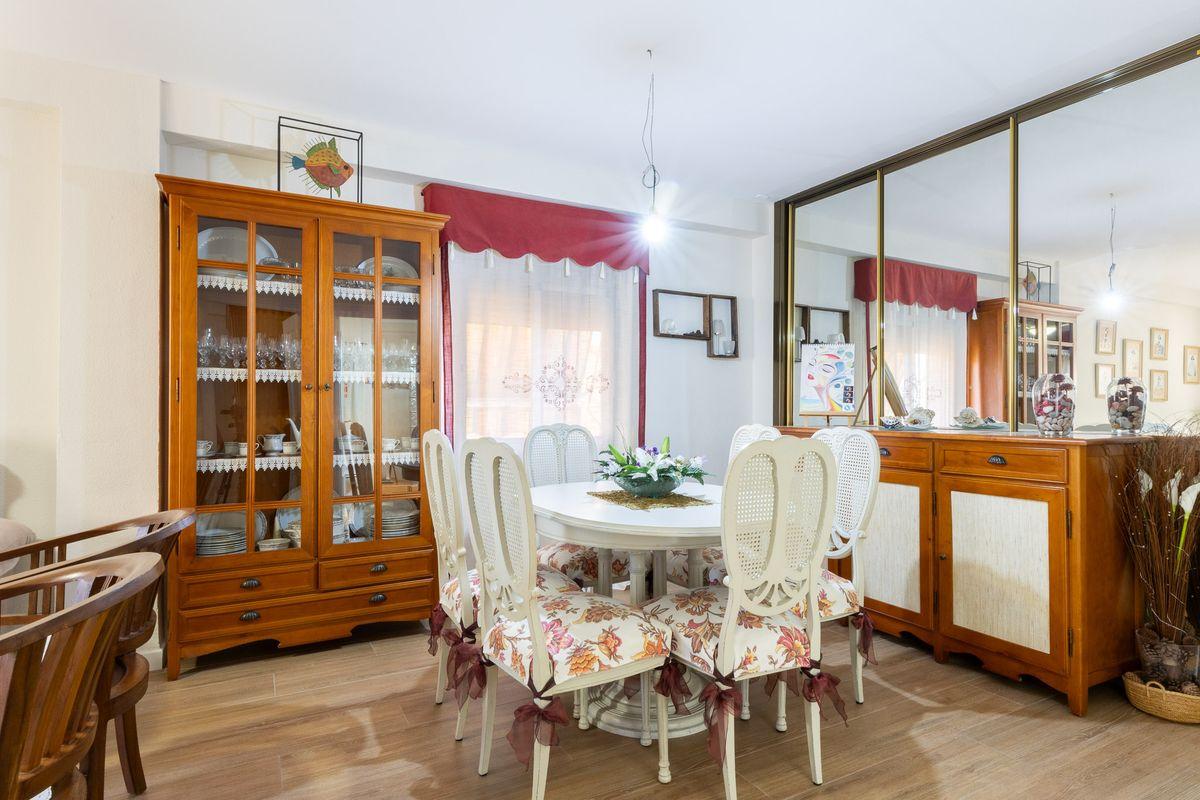 Piso en Venta en Carrer de Vallada - 5