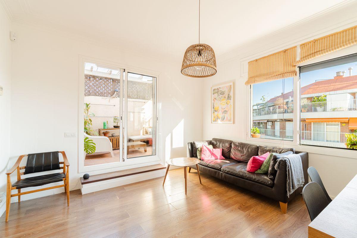 Ático en Venta en Carrer del Bruc - 5