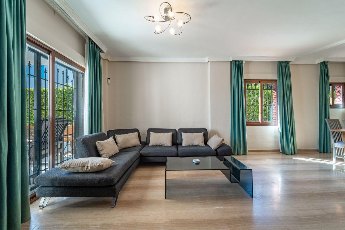Villa en Venta en Calle Murcia - 9