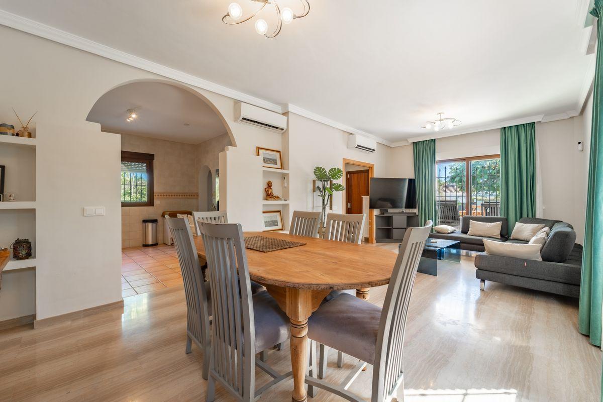 Villa en Venta en Calle Murcia - 7