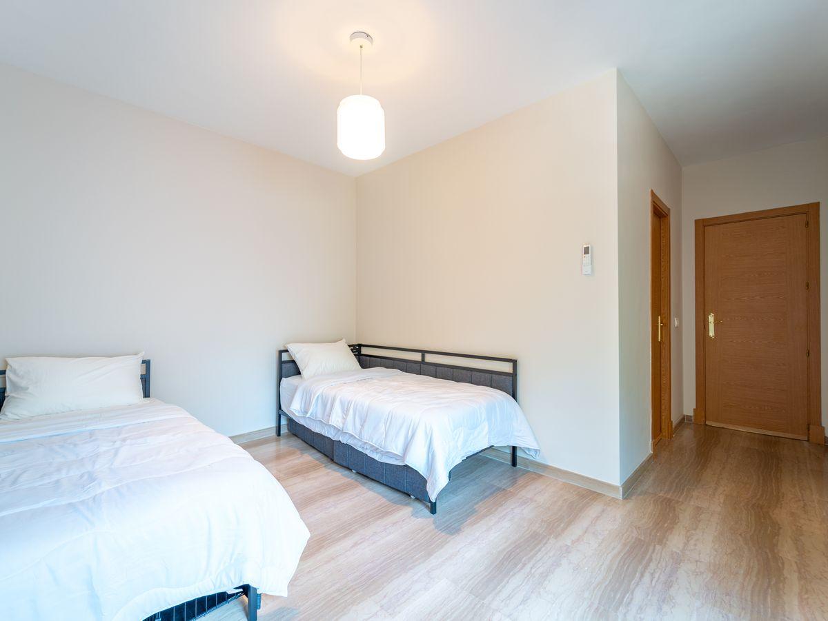 Villa en Venta en Calle Murcia - 22