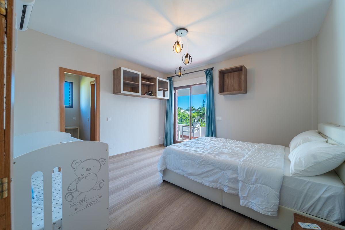 Villa en Venta en Calle Murcia - 32