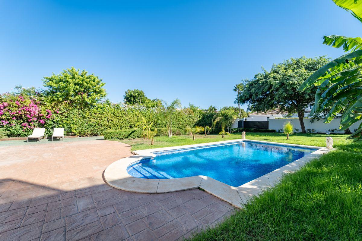 Villa en Venta en Calle Murcia - 3