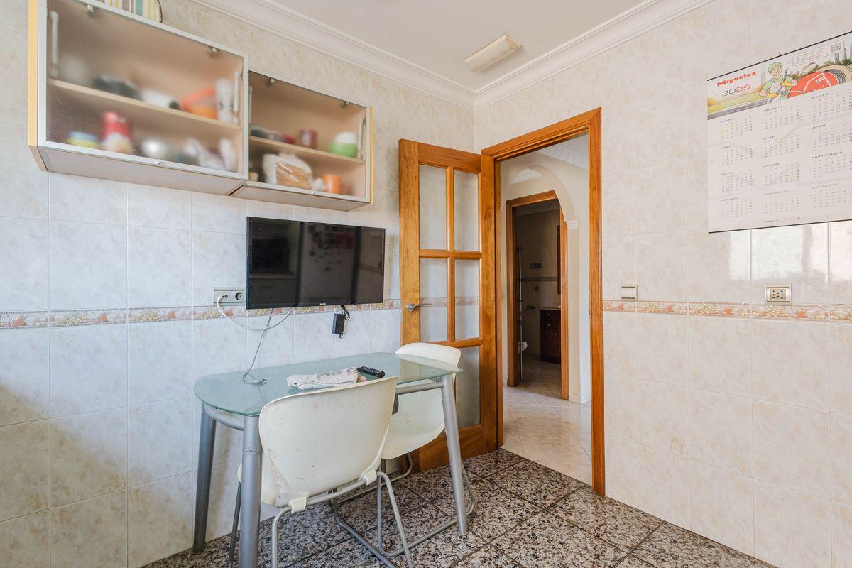 Piso en Venta en Calle Periana - 11