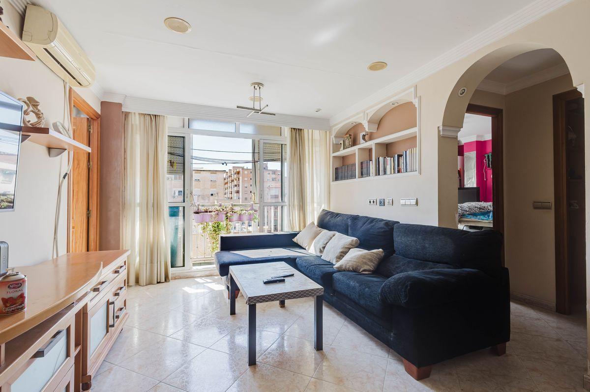 Piso en Venta en Calle Periana - 1