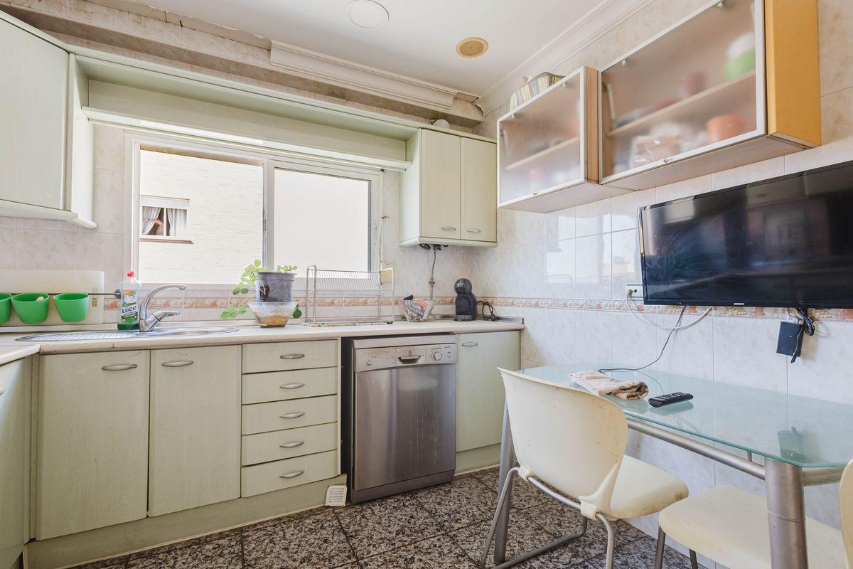 Piso en Venta en Calle Periana - 10