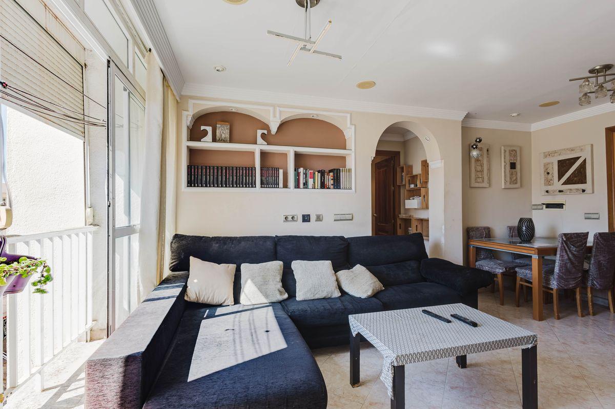 Piso en Venta en Calle Periana - 3
