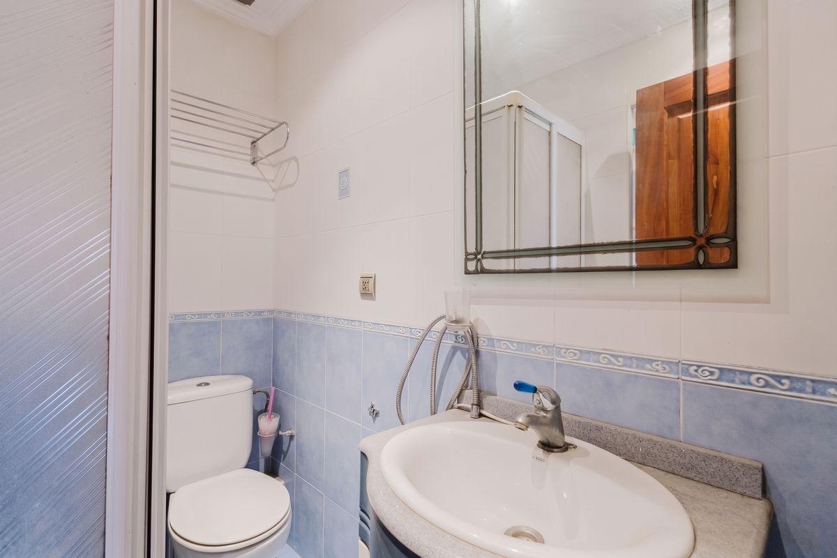 Piso en Venta en Calle Periana - 18