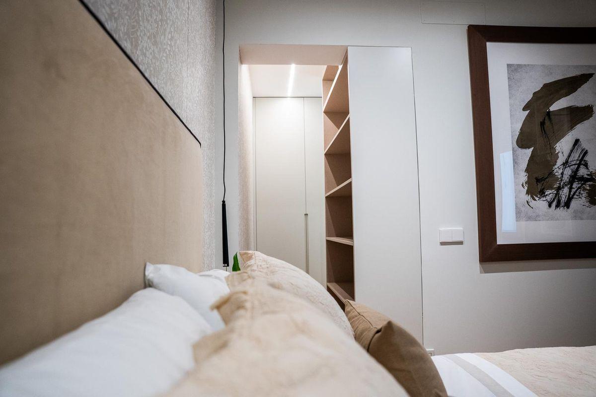 Piso en Venta en Calle de Ferraz - 11