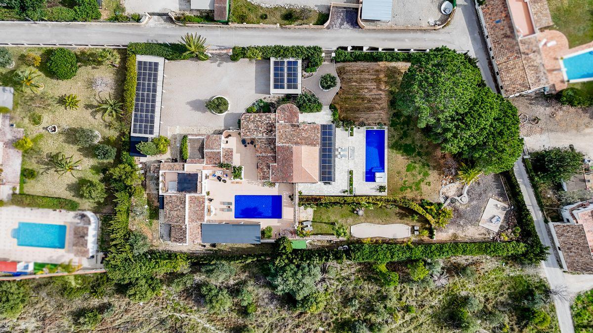 Casa en Venta en Calle Bermudas - 21