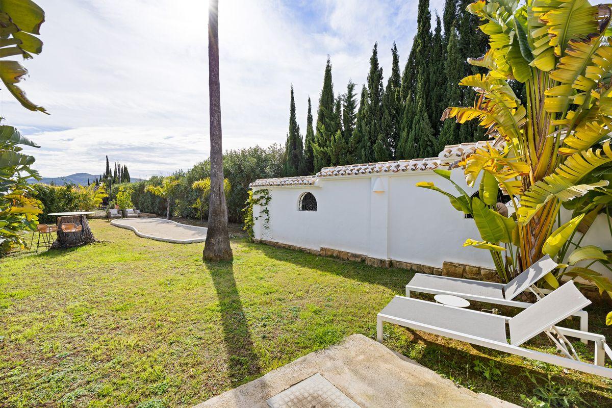 Casa en Venta en Calle Bermudas - 40
